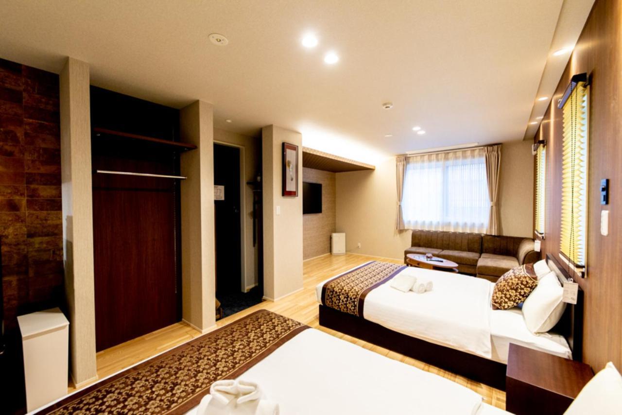 Grand Base Hikarimachi 3*